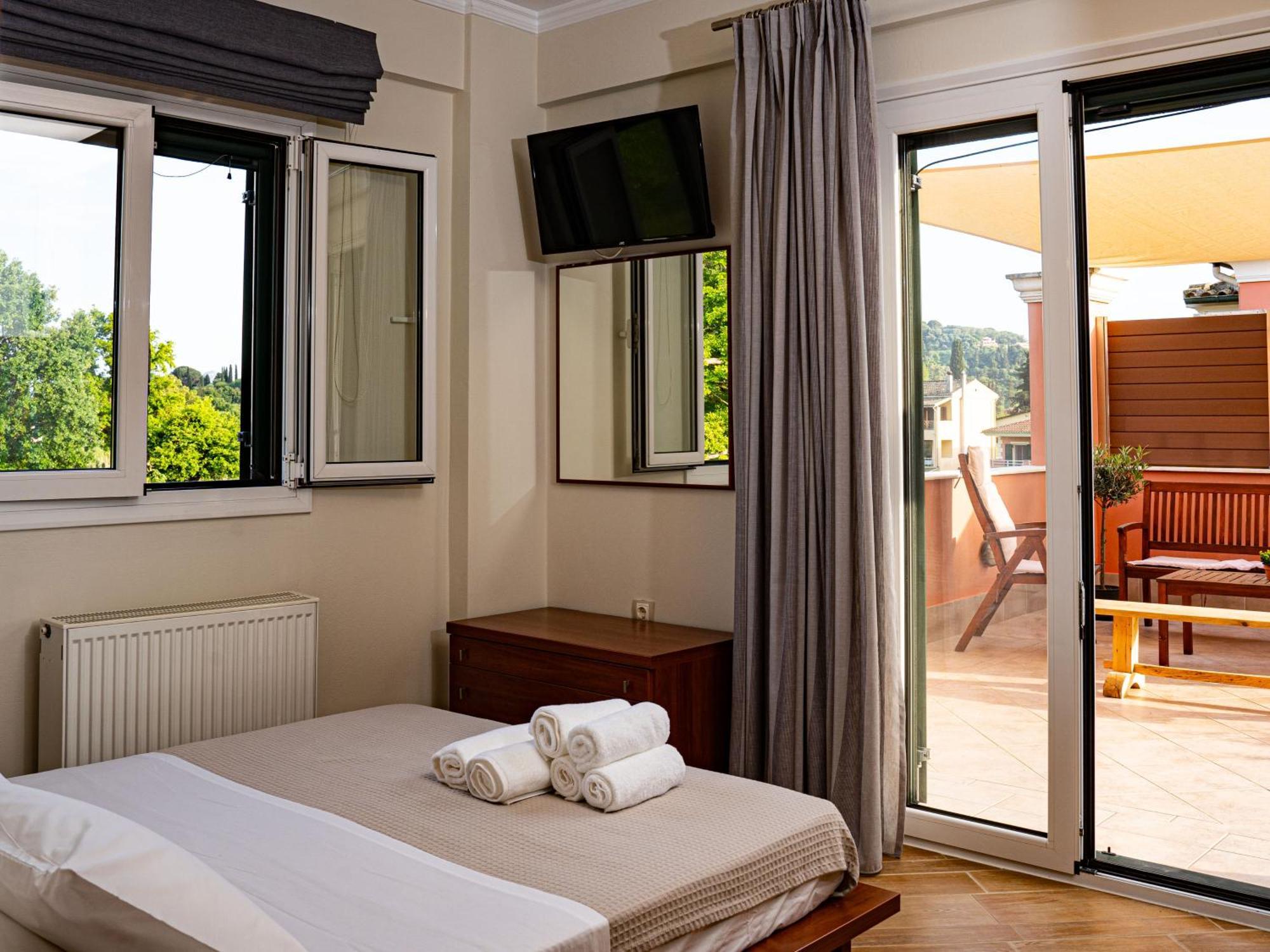 Katherina Maisonette Close To Corfu Town Holiday home Potamos (Corfu)