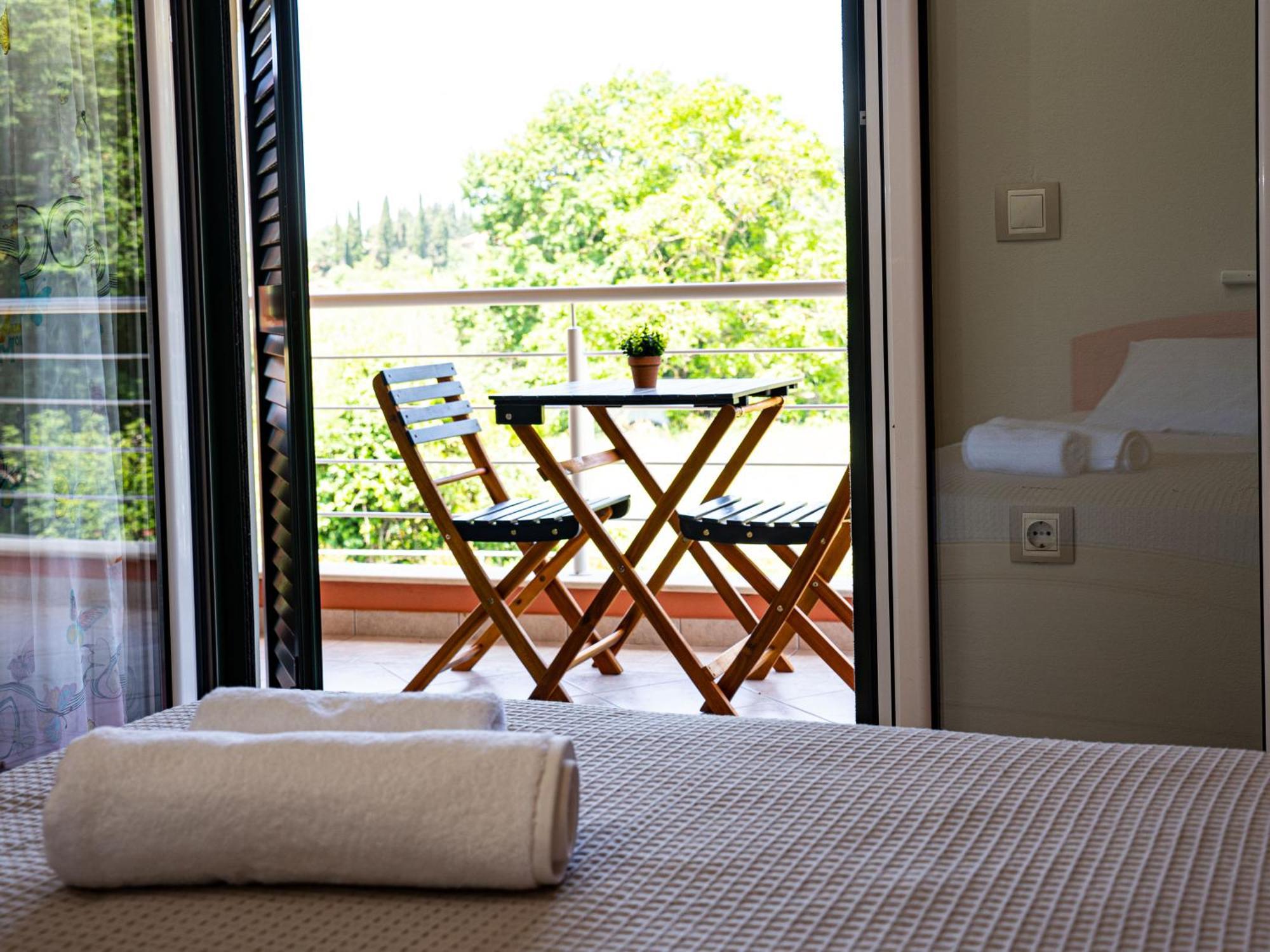 Katherina Maisonette Close To Corfu Town *